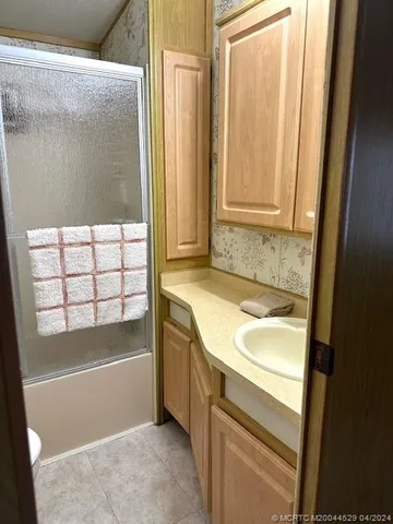 $2,300 | 952 Nettles Boulevard, Jensen Beach, FL 34957