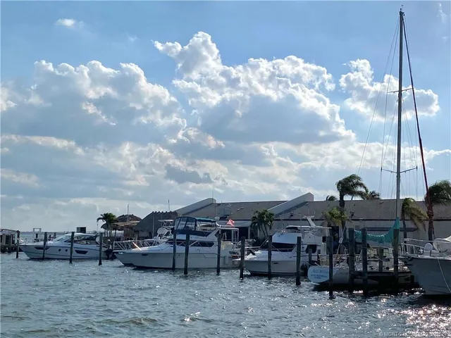 $2,300 | 952 Nettles Boulevard, Jensen Beach, FL 34957