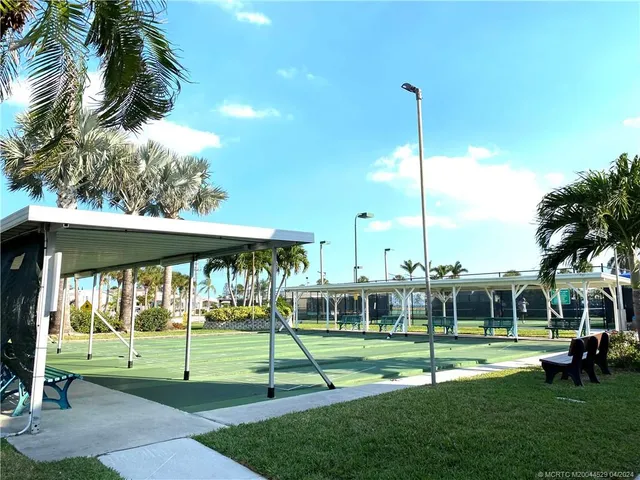 $2,300 | 952 Nettles Boulevard, Jensen Beach, FL 34957