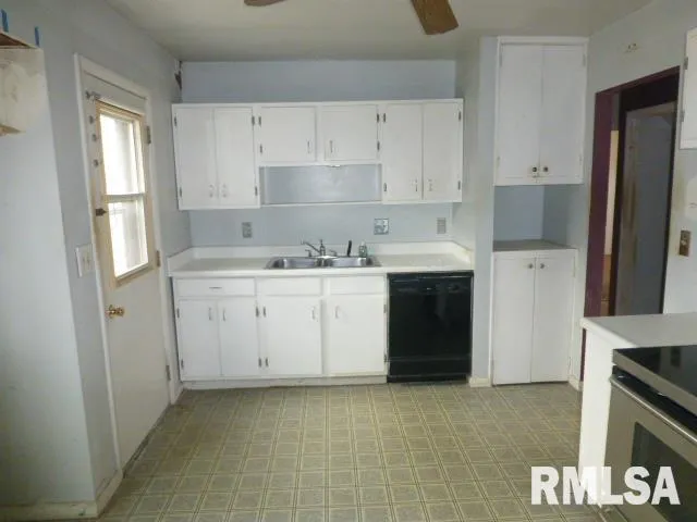 $119,900 | 1319 Crestview Drive, Springfield, IL 62702