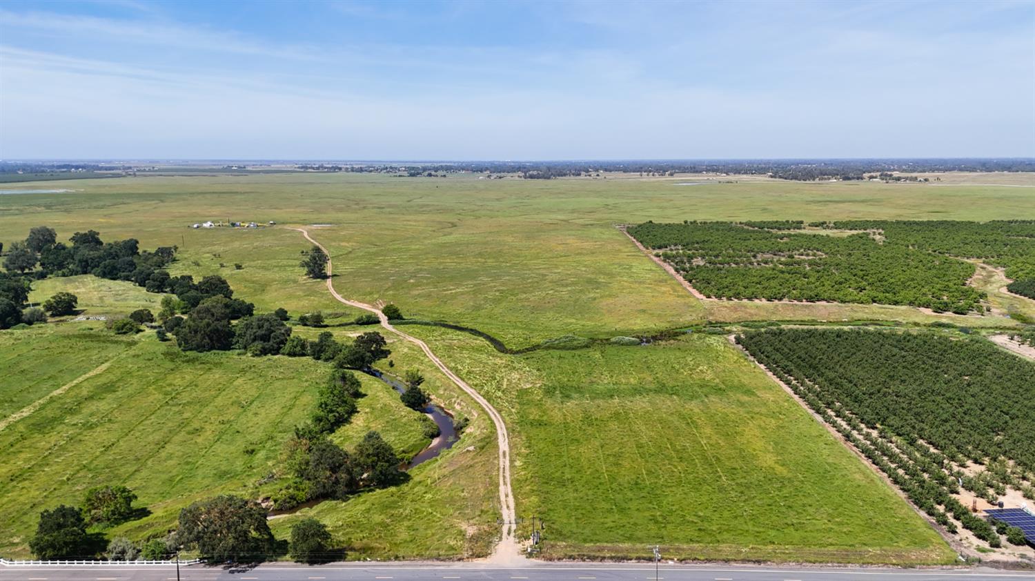 10310 Clay Station Road Wilton, CA 95693 - Photo 21 of 38 a view of an ocean and beach