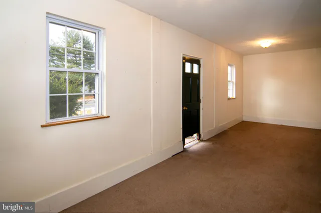 $239,000 | 542 Williamstown Road, Sicklerville, NJ 08081