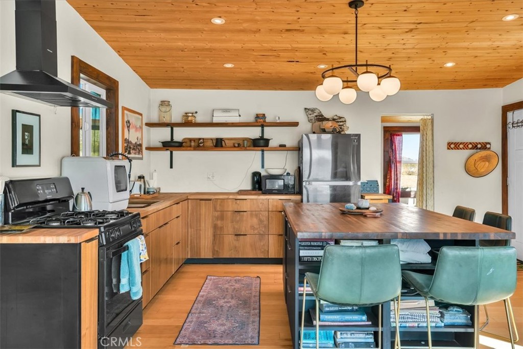 54574 Caspers Road Johnson Valley, CA 92285 - Photo 10 of 58 Gallery Image 10