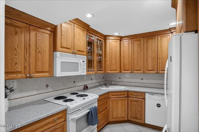 $270,000 | 78 Meadowlark Drive, Cohoes, NY 12047