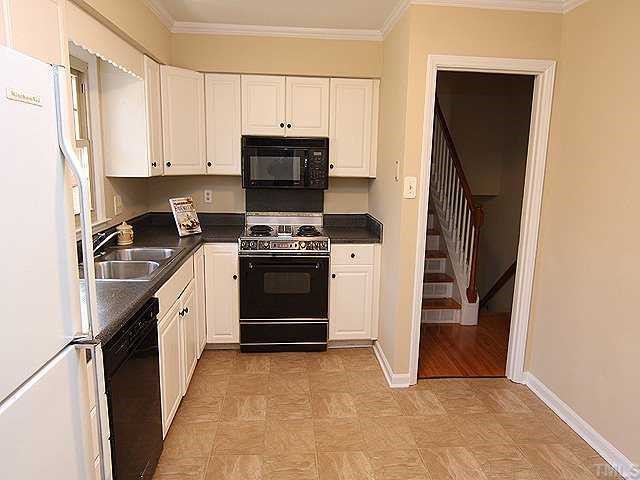 5020 Dantree Place Raleigh, NC 27609 - Photo 4 of 12