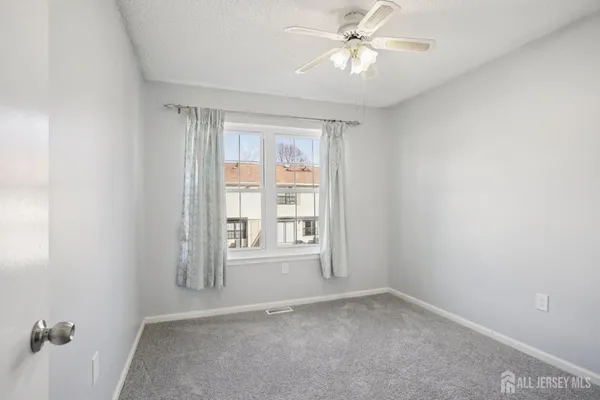 $3,000 | 204 Hampshire Court, Piscataway, NJ 08854