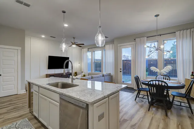 $2,450 | 10934 Brambling Wood Drive, Houston, TX 77043