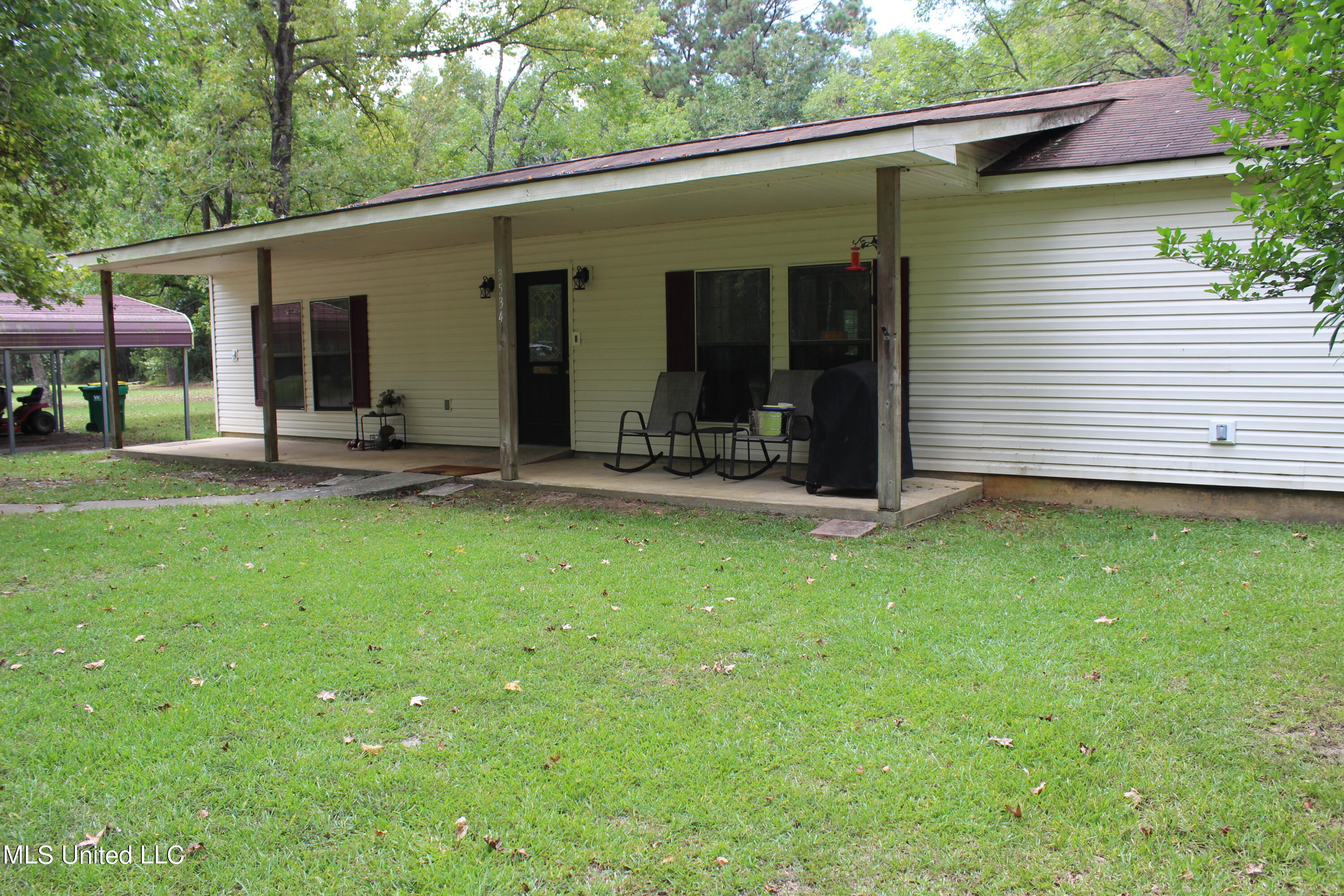 3534 Charlie Hudson Road Moss Point, MS 39562 - Photo 2 of 64 IMG_9990