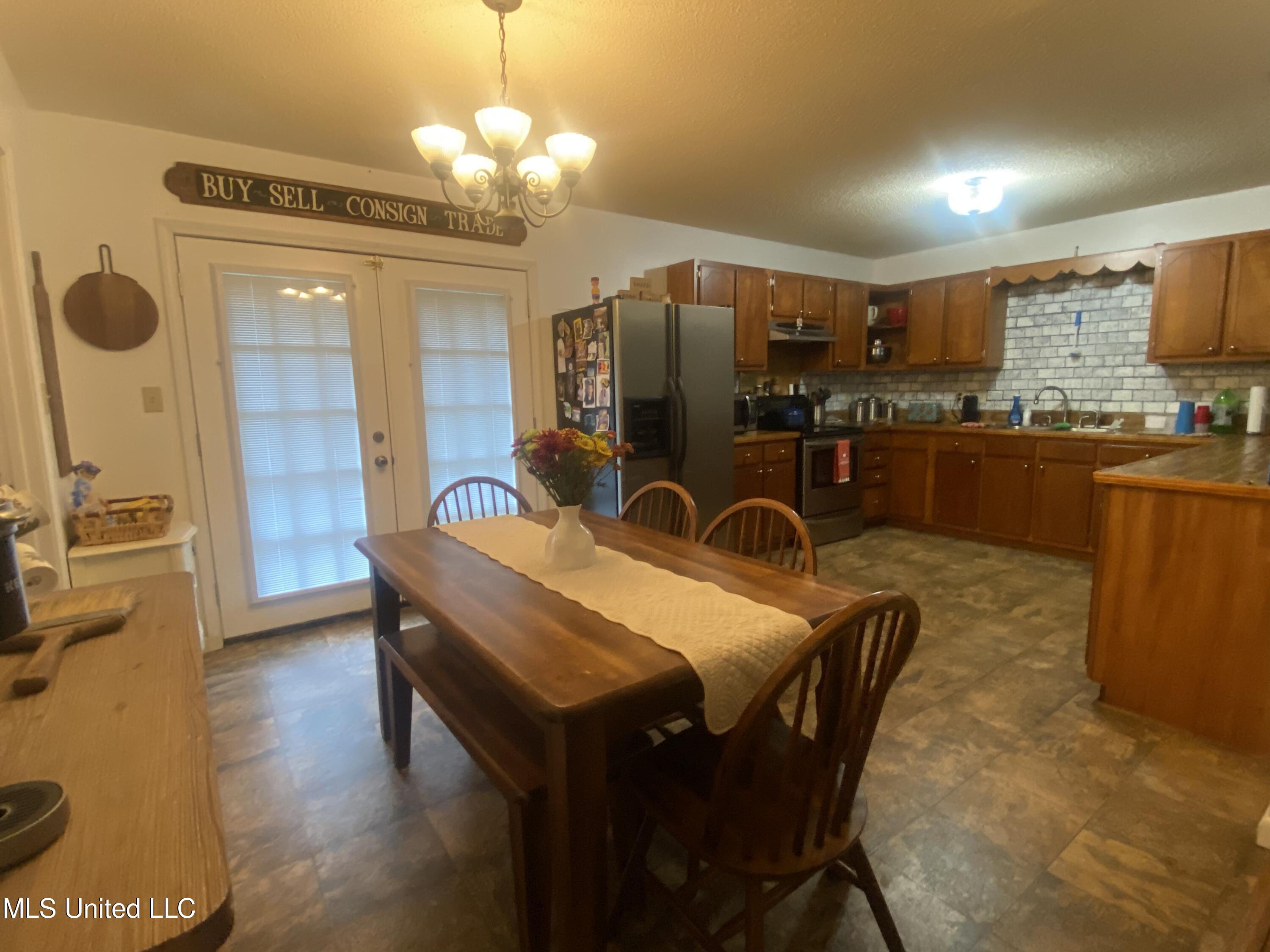 3534 Charlie Hudson Road Moss Point, MS 39562 - Photo 25 of 64 140E6737-63EF-4DB9-9EE9-C95B9E3626CB