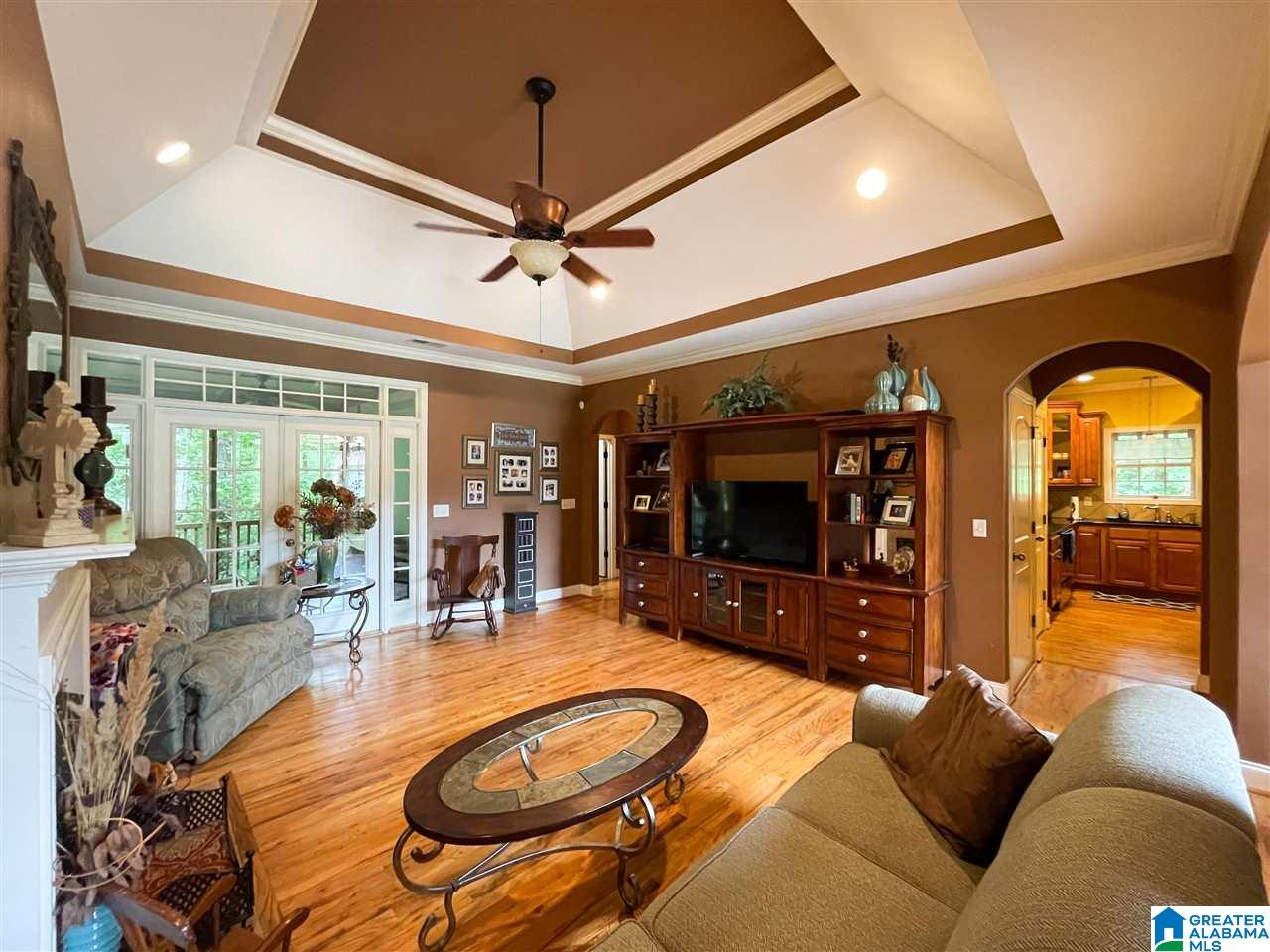 1032 Lake View Lane Calera, AL 35040 - Photo 9 of 37