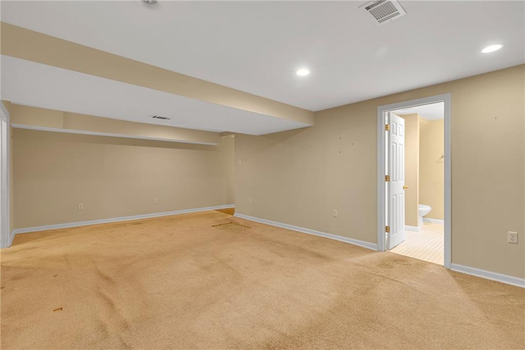 142 Wickham Drive Monaca, PA 15061 - Photo 16 of 26 a view of an empty room