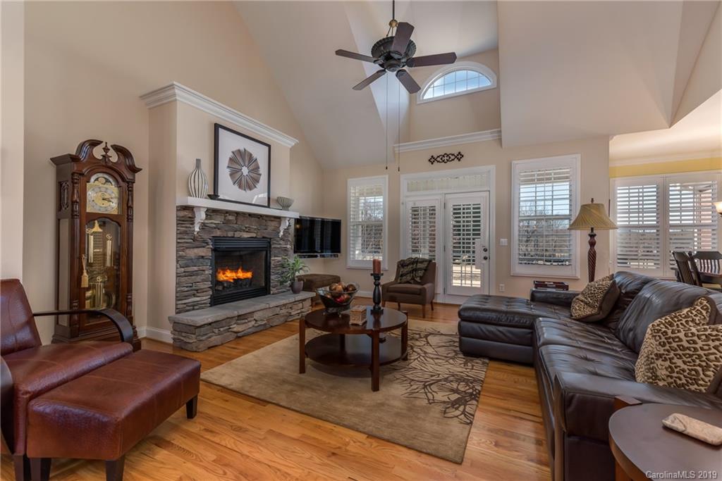 144 Gleneagles Road Campobello, SC 29322 - Photo 3 of 18 Gallery Image 3