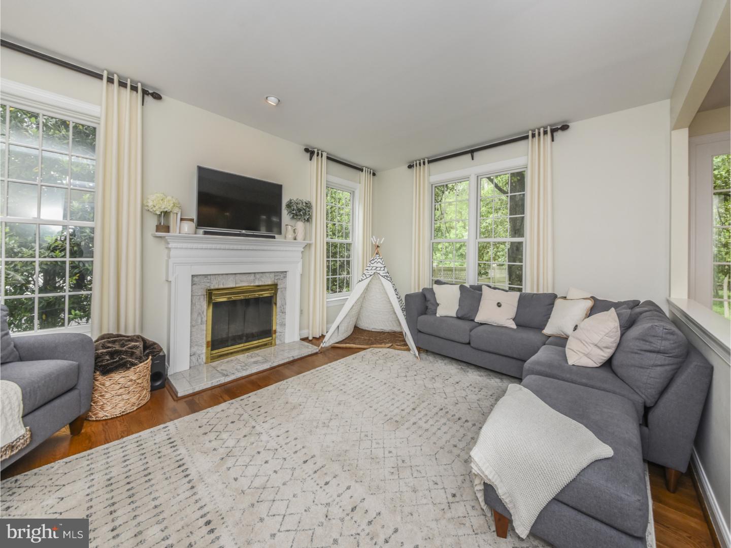 1505 Brookfield Road Yardley, PA 19067 - Photo 17 of 25 Family Room