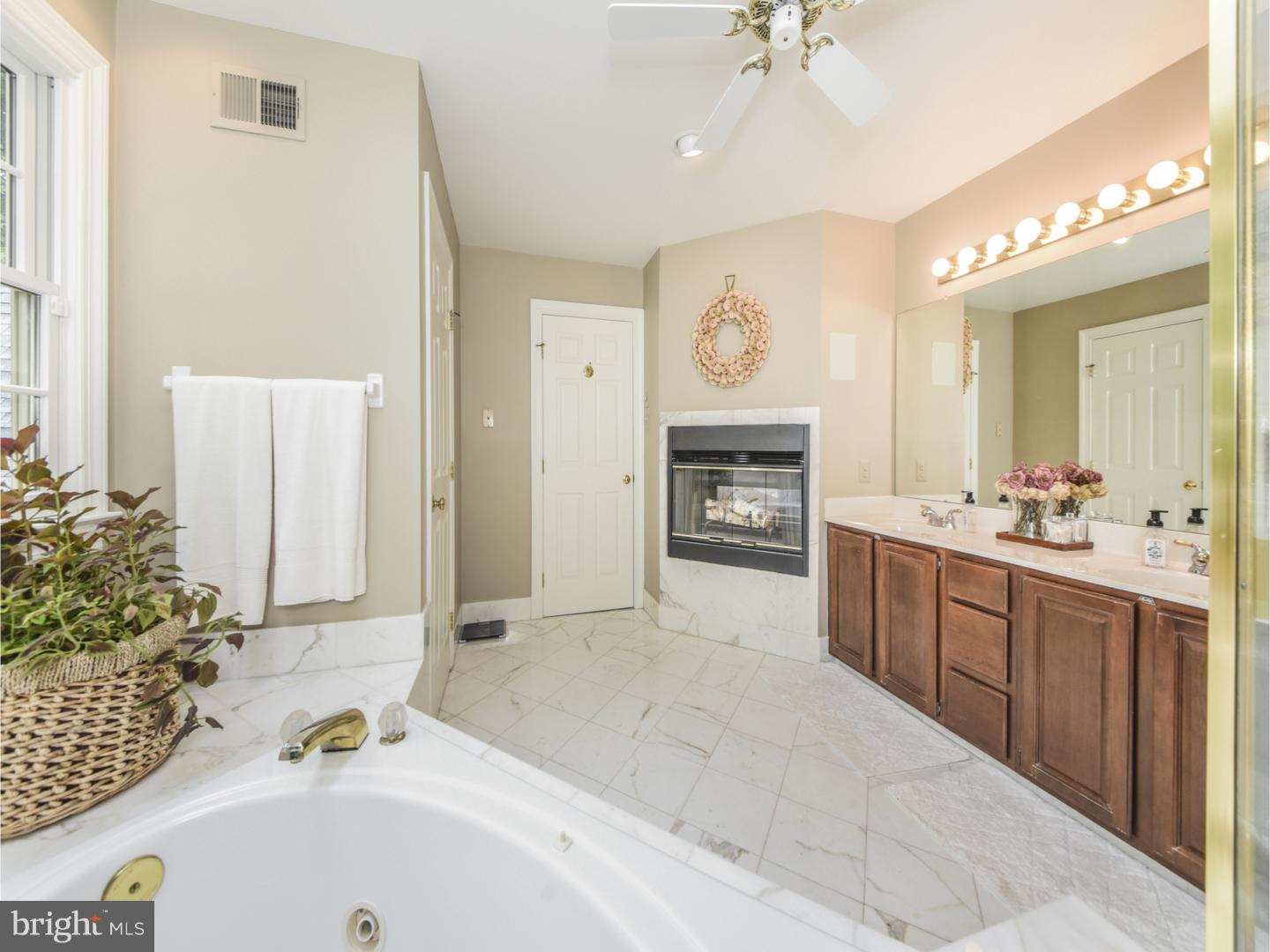 1505 Brookfield Road Yardley, PA 19067 - Photo 20 of 25 Master Bathroom