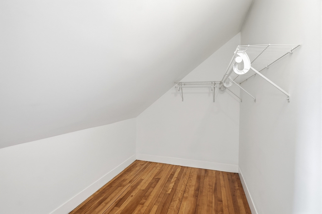 323 Burncoat Street Worcester, MA 01606 - Photo 23 of 41