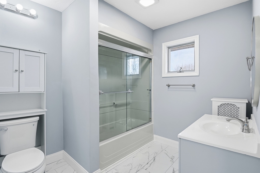 323 Burncoat Street Worcester, MA 01606 - Photo 36 of 41