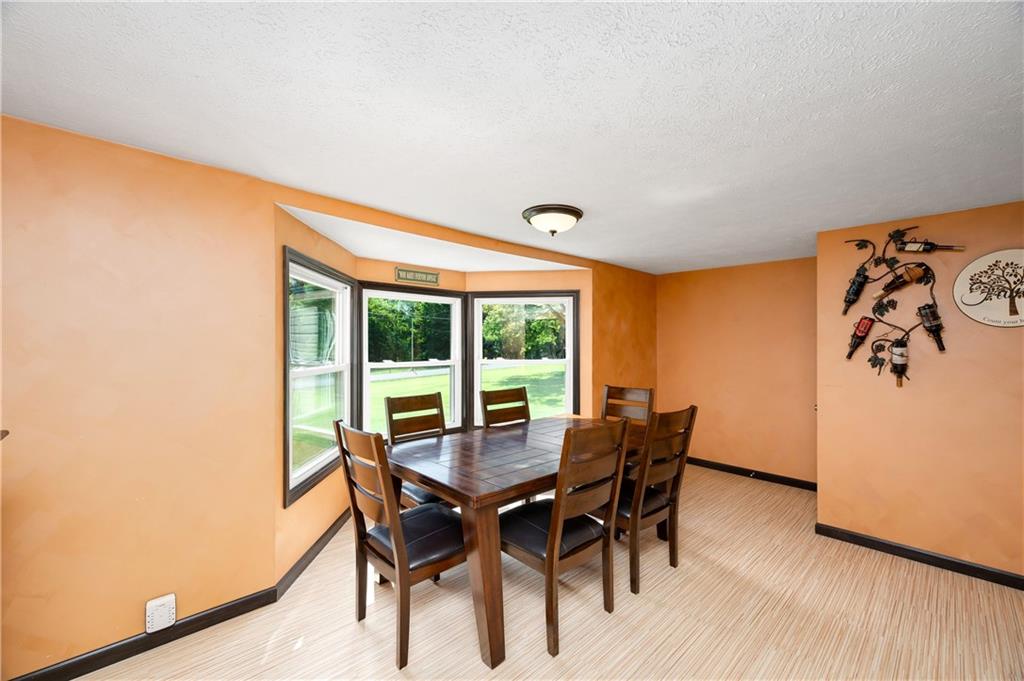 407 North Liberty Road Grove City, PA 16127 - Photo 15 of 46 Gallery Image 15