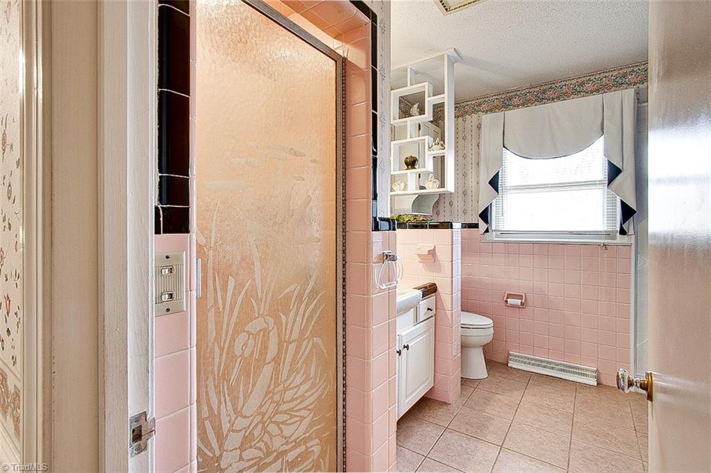 6516 Foster Road Whitsett, NC 27377 - Photo 36 of 44 Gallery Image 36