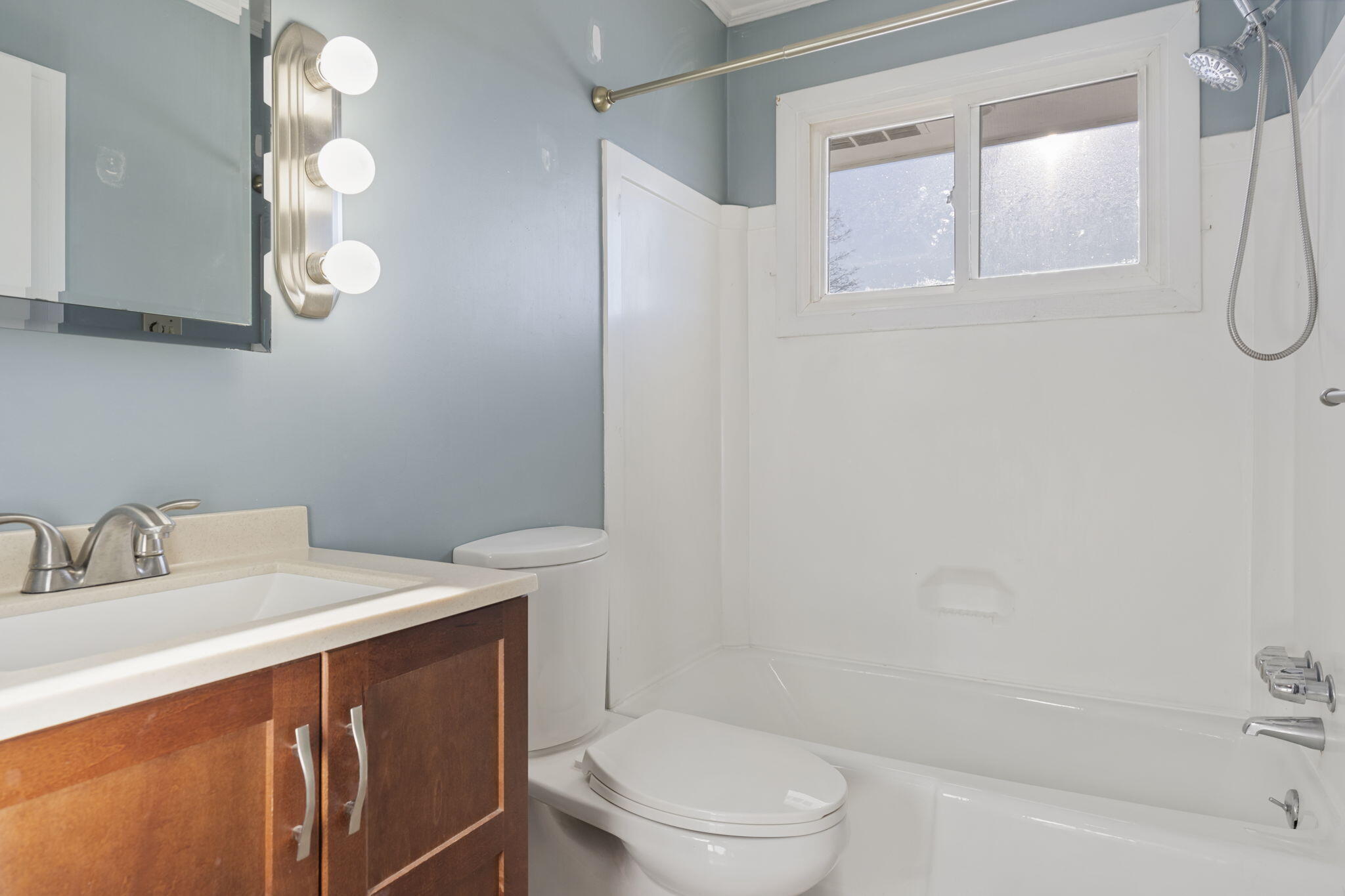 49 Ashmount Street Lewiston, ME 04240 - Photo 28 of 45 38-web-or-mls-DSC05278