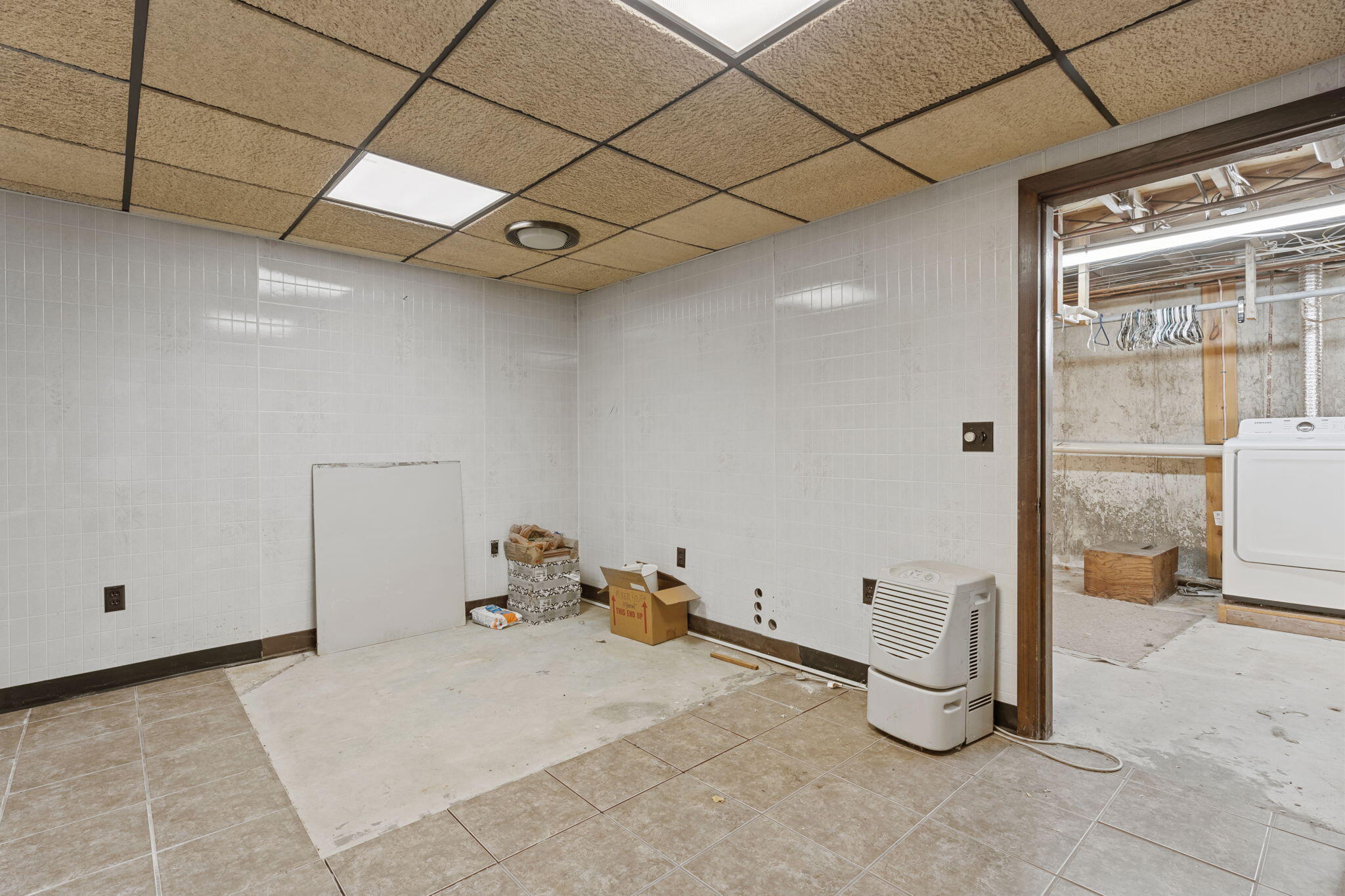 49 Ashmount Street Lewiston, ME 04240 - Photo 31 of 45 41-web-or-mls-DSC05328