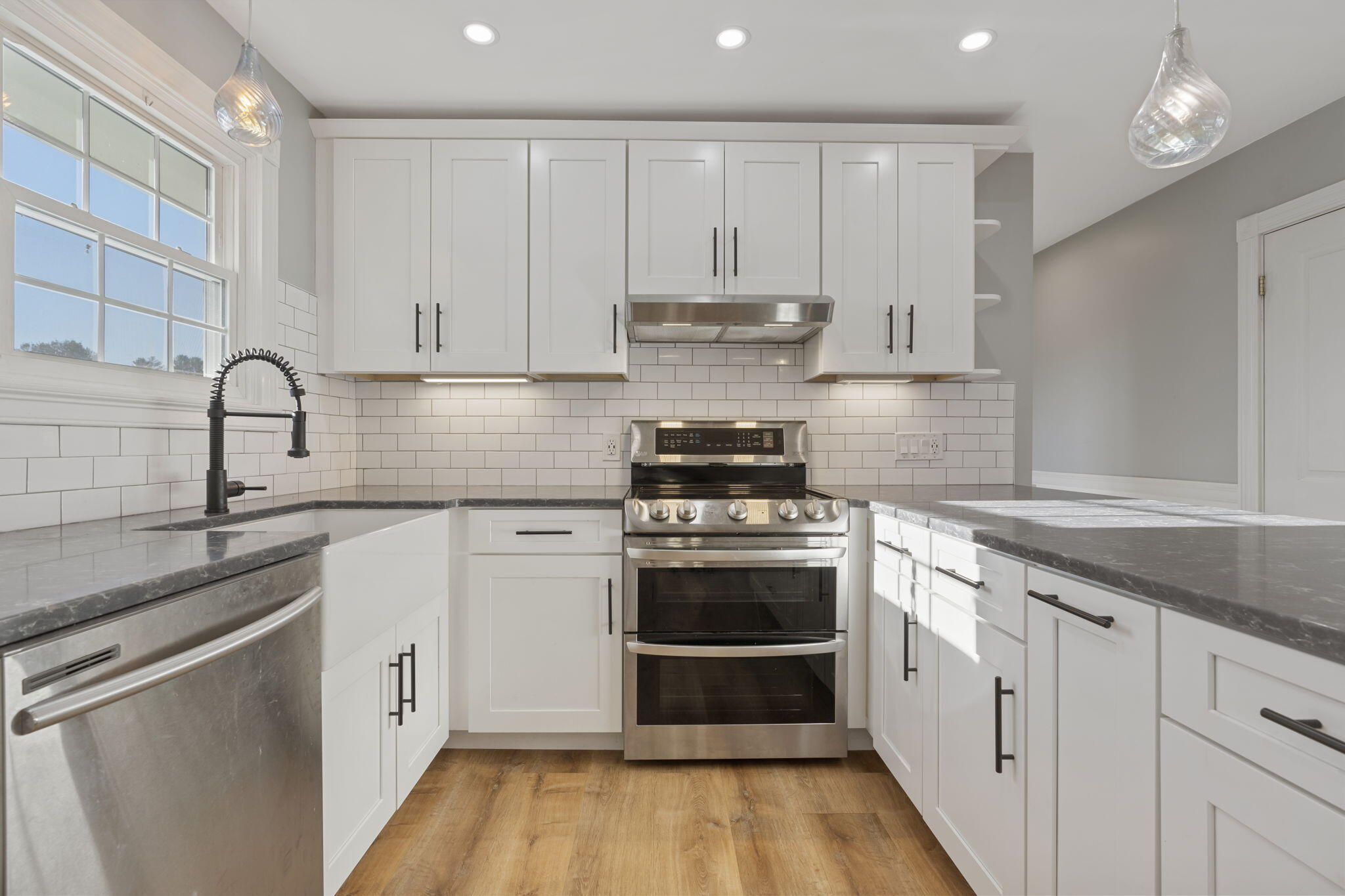 49 Ashmount Street Lewiston, ME 04240 - Photo 7 of 45 17-web-or-mls-DSC05368