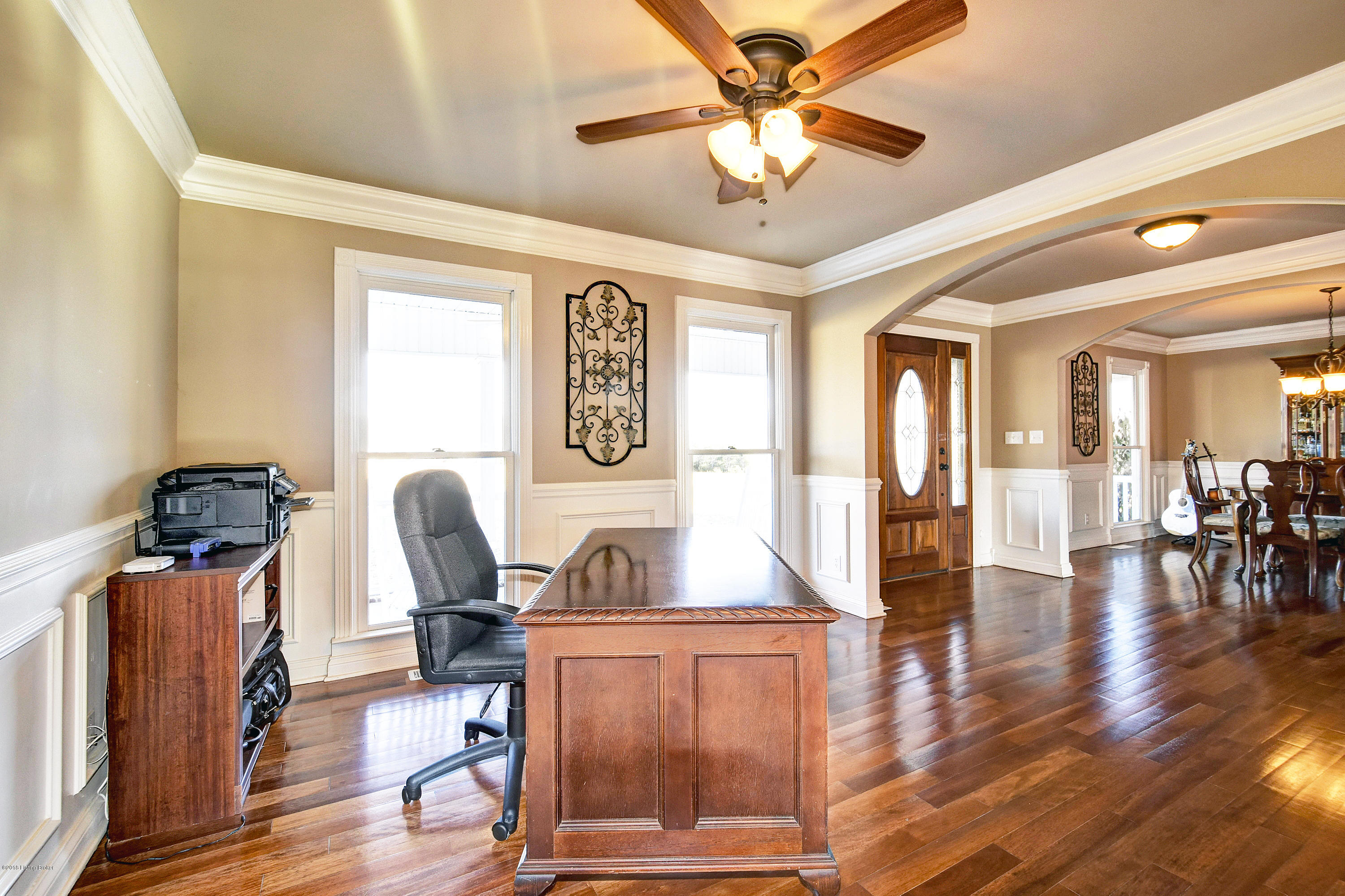 726 Brashears Point Road Taylorsville, KY 40071 - Photo 11 of 88 Detailed Crown Molding thruout.