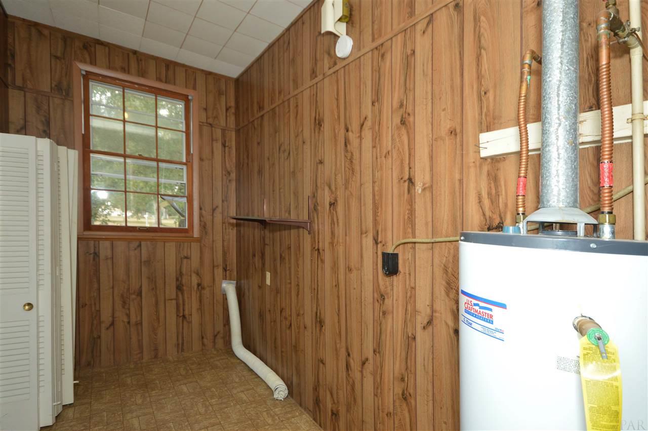 4762 Anna Simpson Road Milton, FL 32583 - Photo 32 of 47