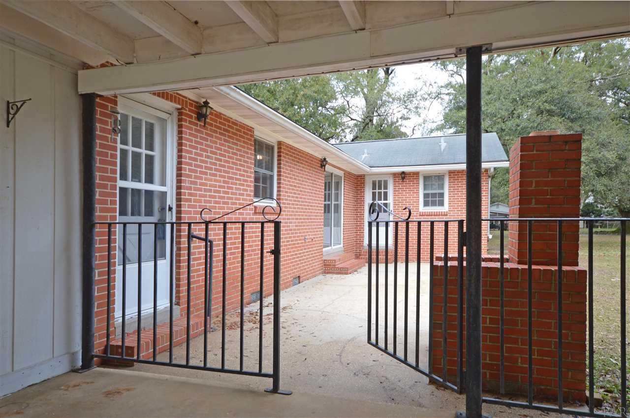 4762 Anna Simpson Road Milton, FL 32583 - Photo 37 of 47