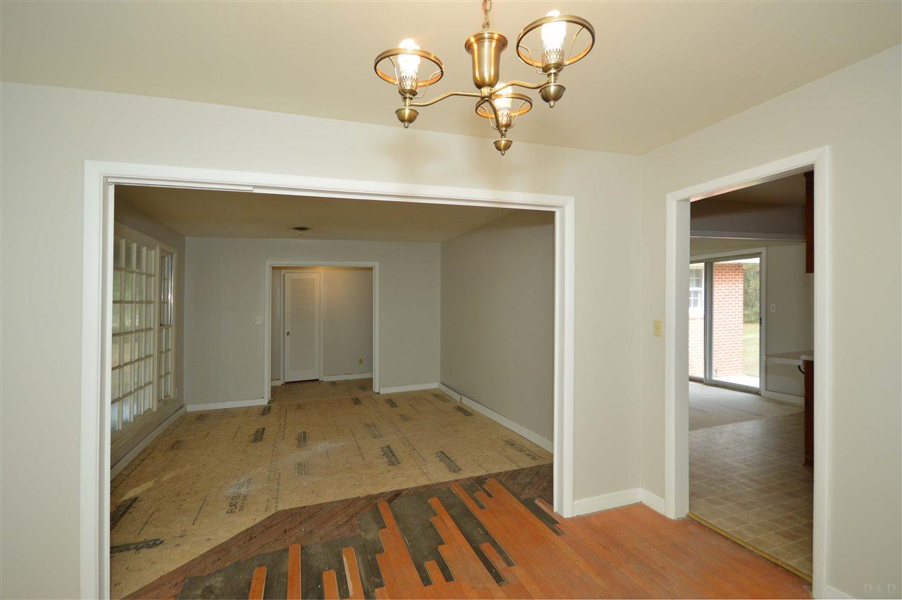 4762 Anna Simpson Road Milton, FL 32583 - Photo 9 of 47 leads to dining room
