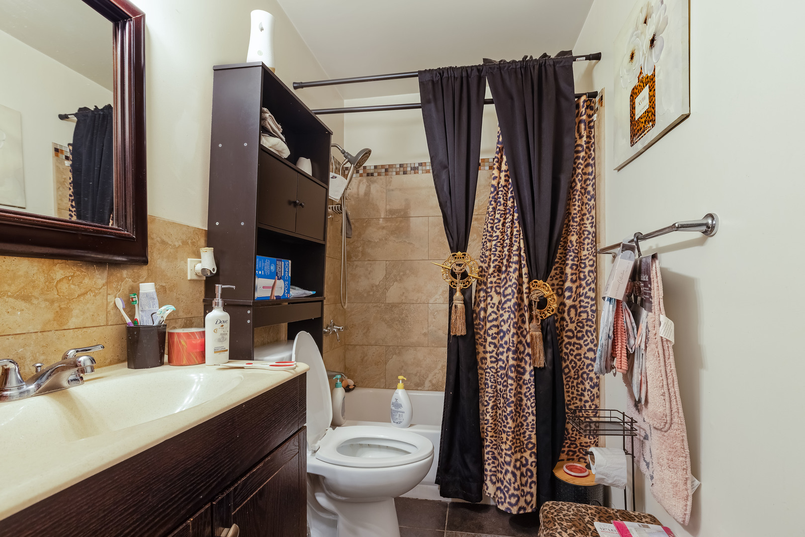 140 Summit Street Rockford, IL 61107 - Photo 6 of 9 a bathroom with a sink toilet and shower