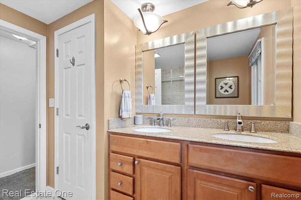 20558 Meridian Road Grosse Ile, MI 48138 - Photo 19 of 26