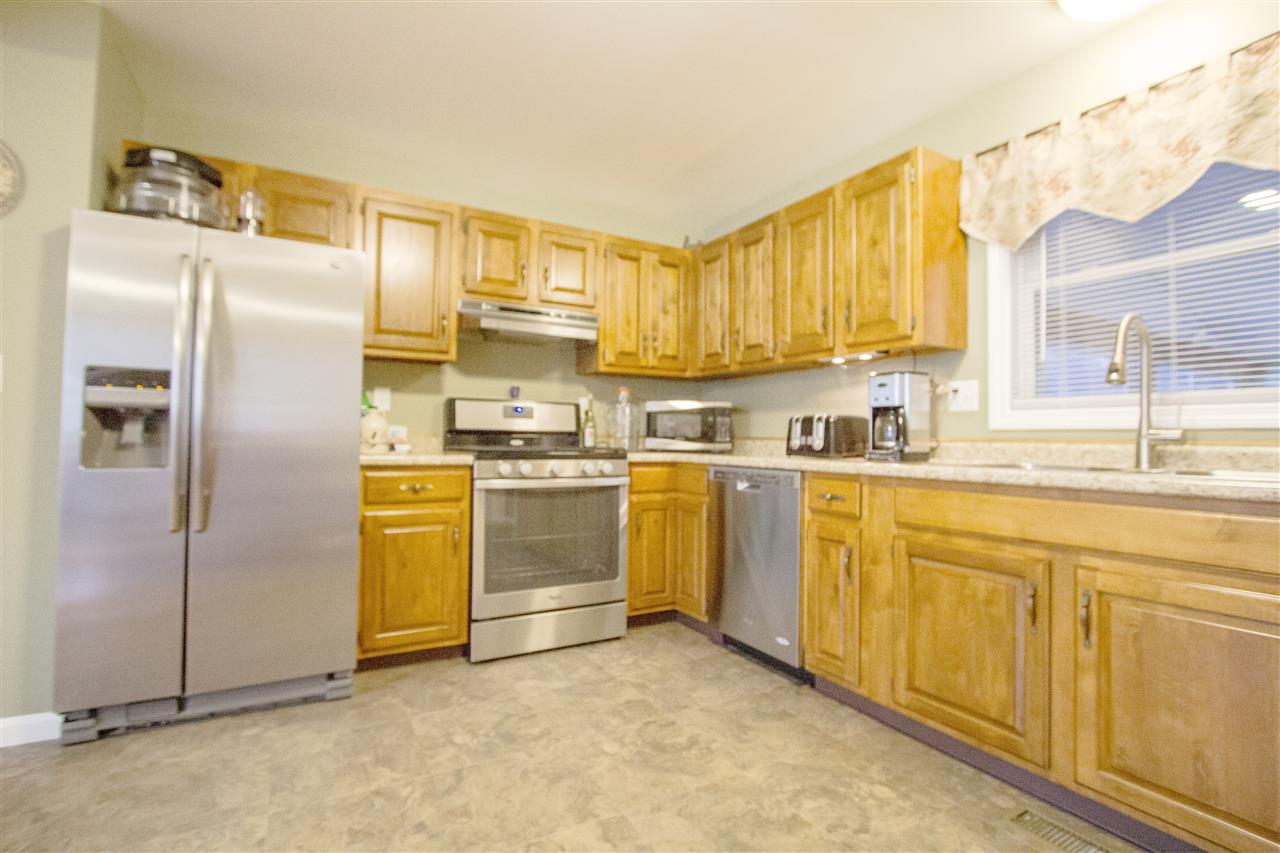 92 Meadow Road Milton, VT 05468 - Photo 4 of 32 Gallery Image 4