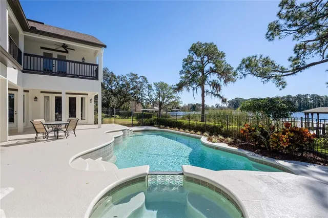 $3,300,000 | 10870 Bayshore Drive, Windermere, FL 34786
