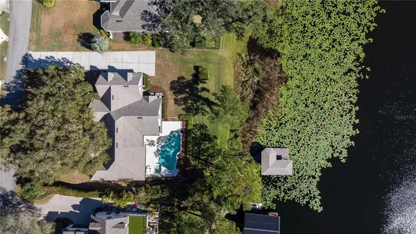$2,995,000 | 10870 Bayshore Drive, Windermere, FL 34786