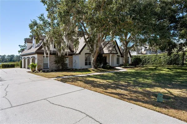 $2,995,000 | 10870 Bayshore Drive, Windermere, FL 34786