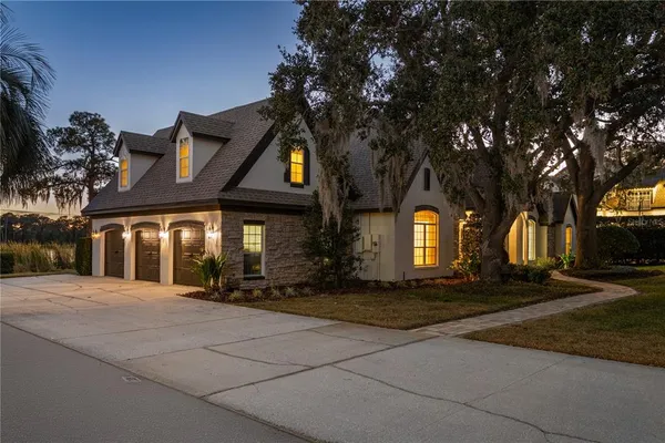 $2,995,000 | 10870 Bayshore Drive, Windermere, FL 34786