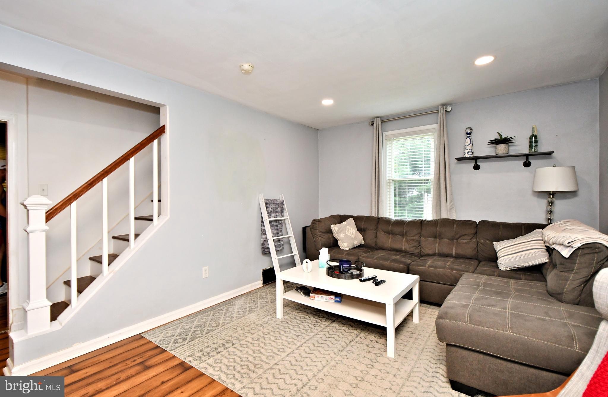 339 Church Road Lansdale, PA 19446 - Photo 3 of 25 Gallery Image 3