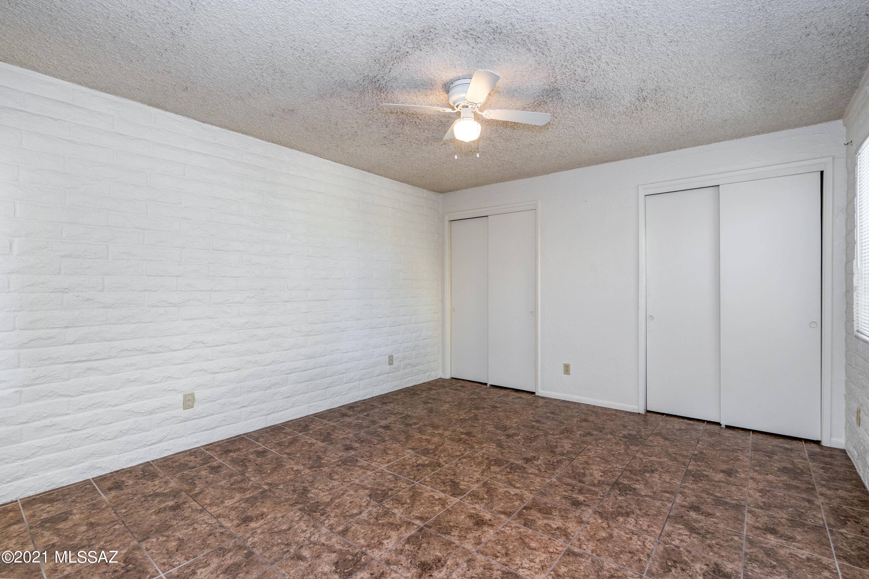 810 South Kolb Road Tucson, AZ 85710 - Photo 15 of 28