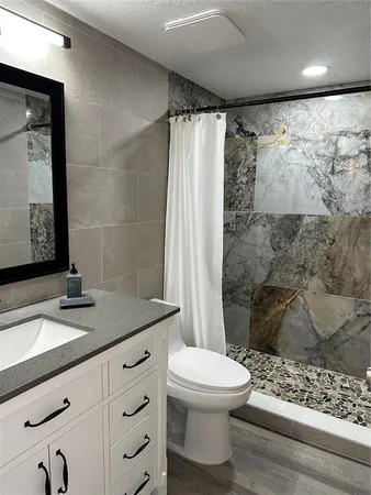 $3,500 | 12500 Capri Circle North, Unit 401, Treasure Island, FL 33706