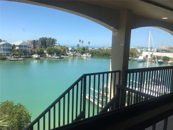 $3,500 | 12500 Capri Circle North, Unit 401, Treasure Island, FL 33706