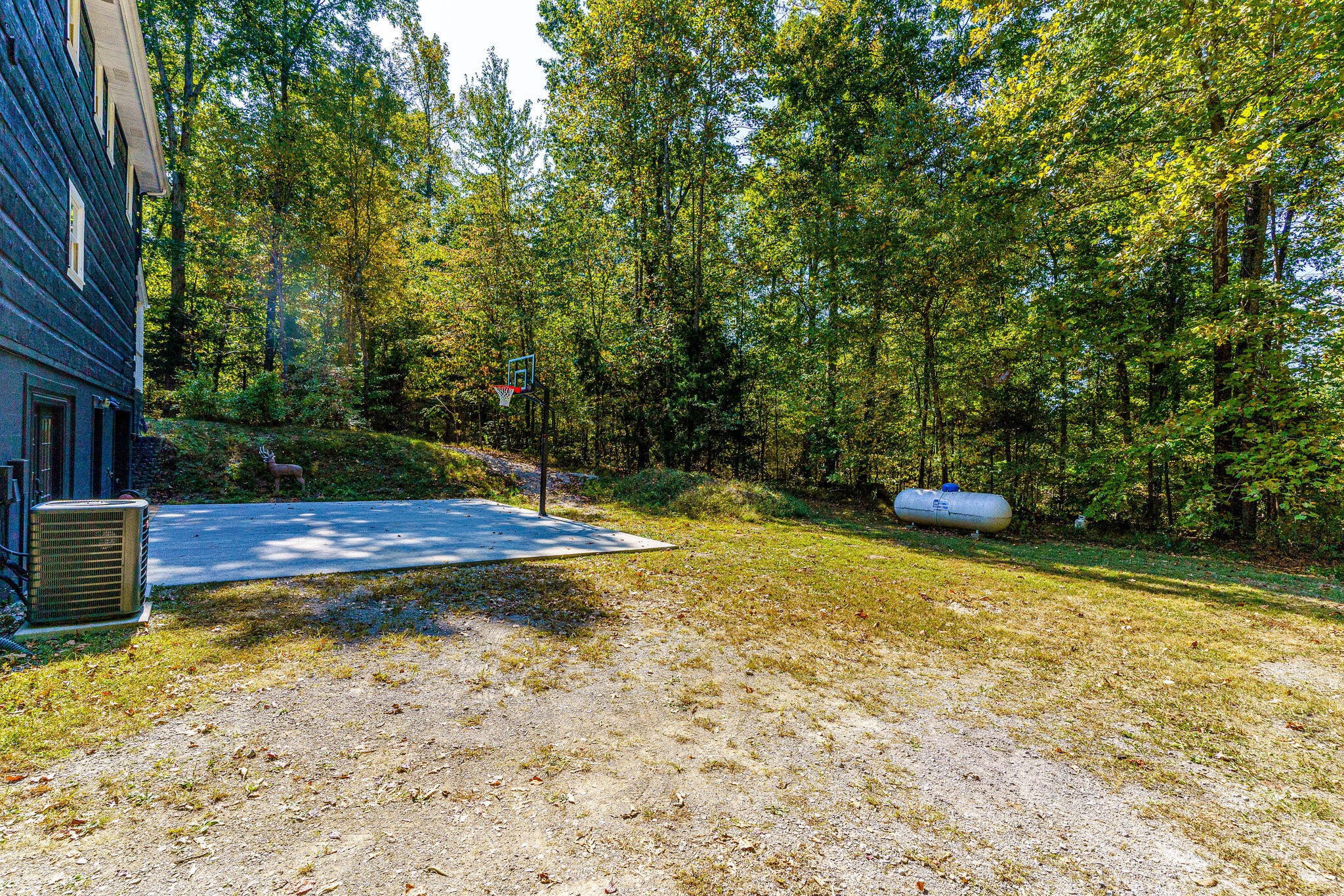 1500 Fallen Beetree Road Kingston Springs, TN 37082 - Photo 30 of 47 a view of a swimming pool with an outdoor seating and a yard