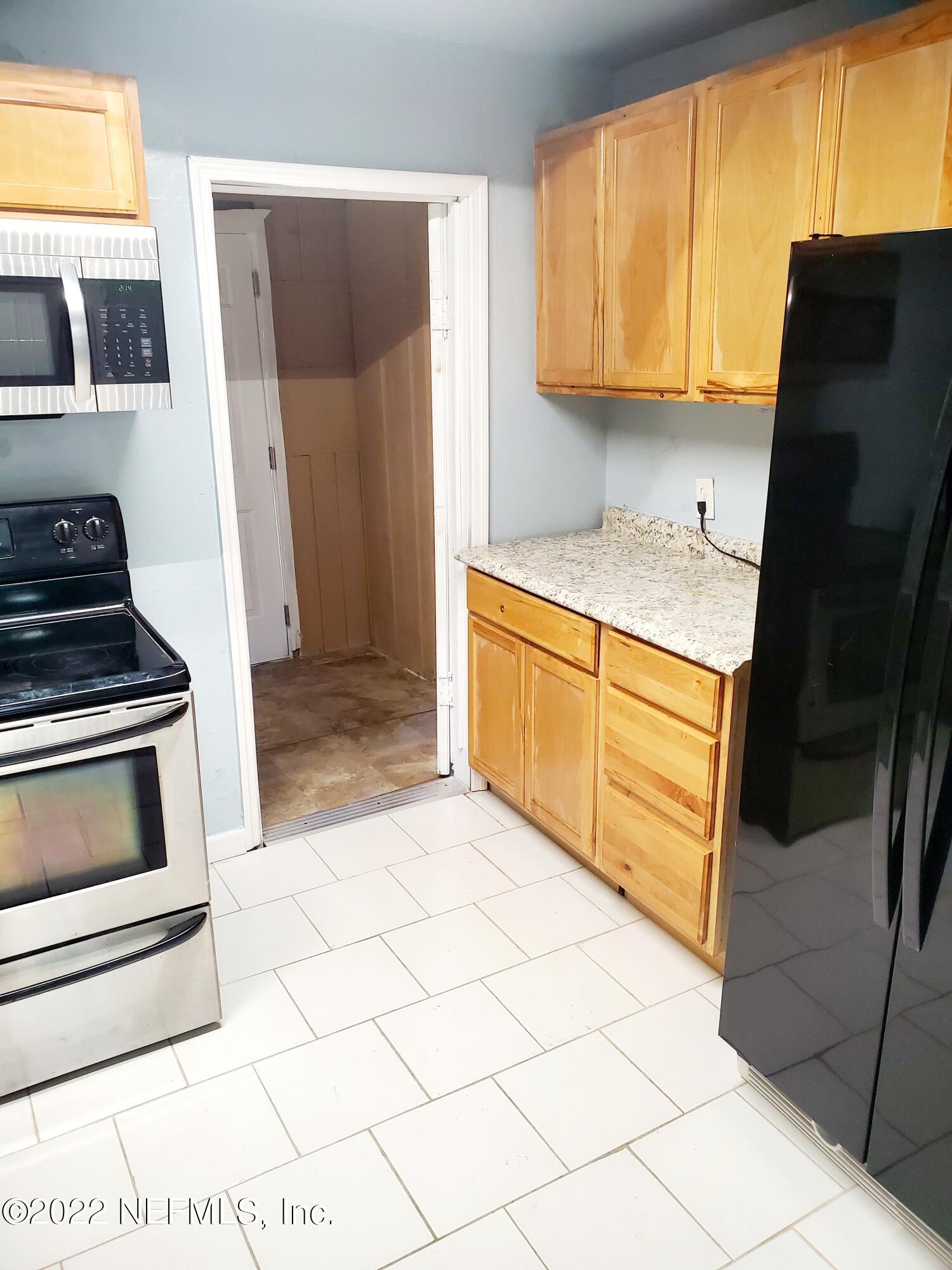 5523 Brooklyn Road Jacksonville, FL 32209 - Photo 4 of 11 20220220_142315