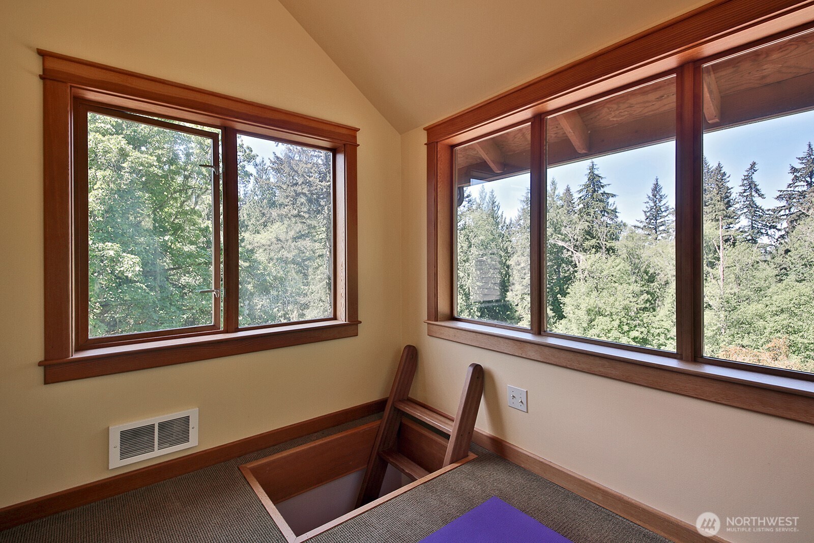 3792 Campbell Road Clinton, WA 98236 - Photo 26 of 40