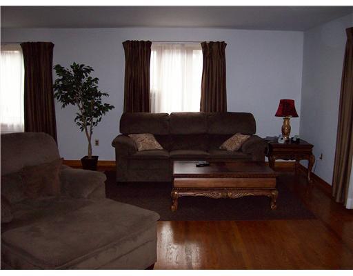 97 Wills Road Connellsville, PA 15425 - Photo 3 of 13 Living Room.