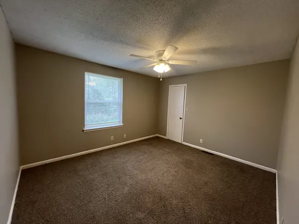 $895 | 1251 State Line Road, Unit 41, Oak Grove, KY 42262