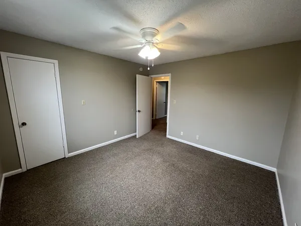 $895 | 1251 State Line Road, Unit 41, Oak Grove, KY 42262