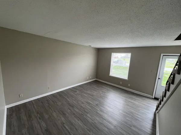 $895 | 1251 State Line Road, Unit 41, Oak Grove, KY 42262