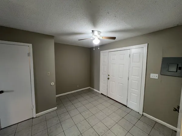 $895 | 1251 State Line Road, Unit 41, Oak Grove, KY 42262