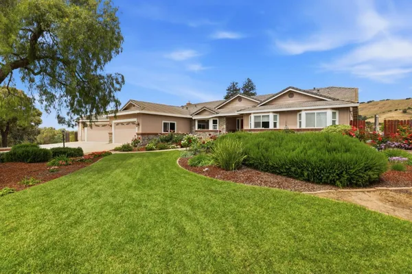 $2,195,000 | 9508 Sugar Babe Drive, Gilroy, CA 95020