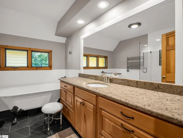 $1,600,000 | 1050 Hunting Country Road, Tryon, NC 28782